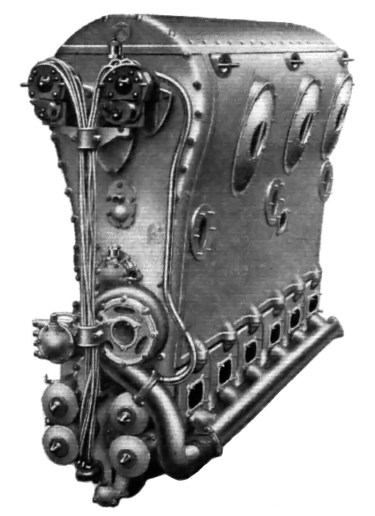 Reportedly, this image is of the 750 hp (559 kW), semi-diesel Beardmore Typhoon.