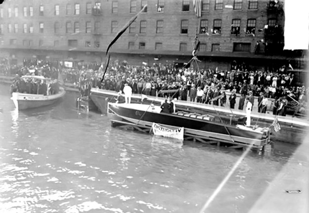 The Disturber IV being launched on he Chicago River 2 July 1914. The Disturber IV being launched on he Chicago River 2 July 1914. (Image DN-0063061, Chicago Daily News negatives collection, Chicago History Museum)