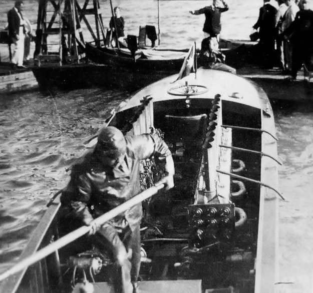 Disturber IV Duesenberg Disturber IV Duesenberg