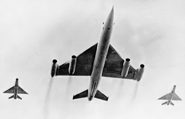 Myasishchev M-50 bottom
