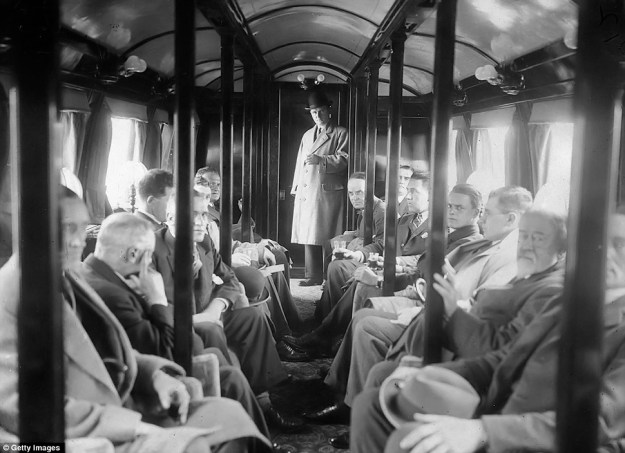 Bennie Railplane interior