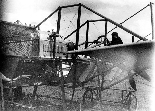 Deperdussin-de Feure cockpit