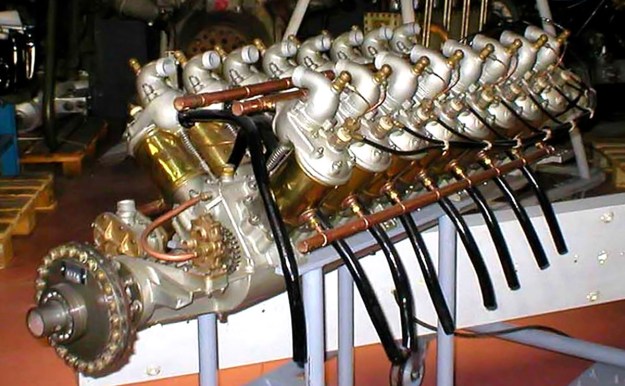 Antoinette V-16 engine display