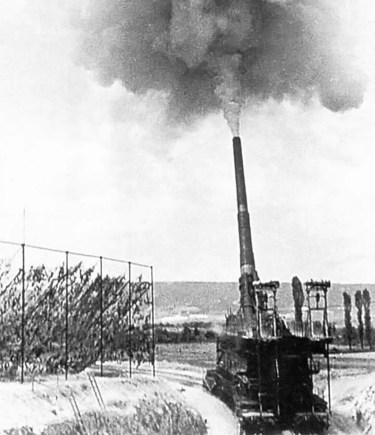 Schwerer Gustav firing