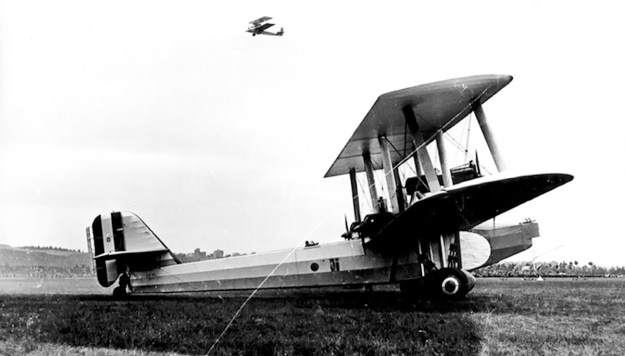 Caproni Ca90 side paint