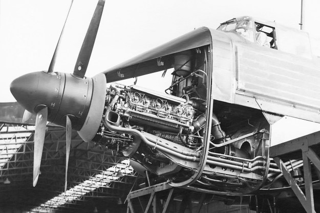 Napier Nomad I Avro Lincoln install