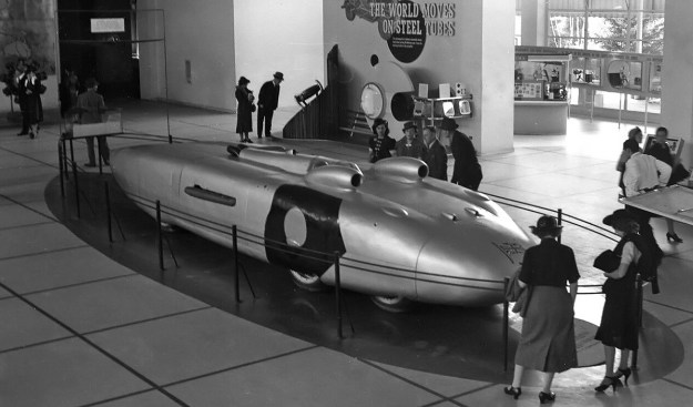 Eyston-Thunderbolt-1939-NY-Fair