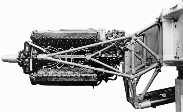 Rolls-Royce-Vulture-mount
